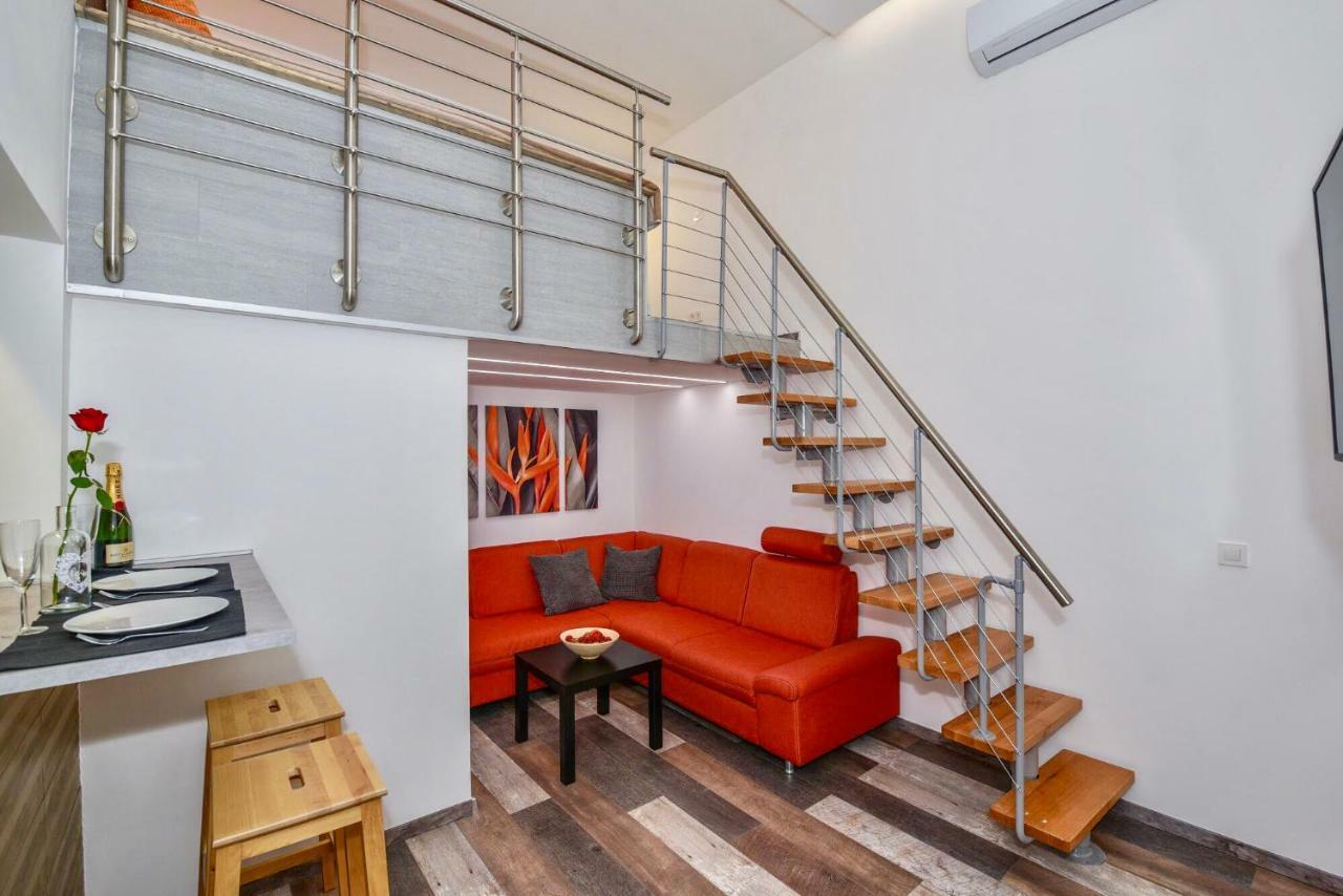 Heart Apartment With Free Private Parking Budapest Exteriör bild